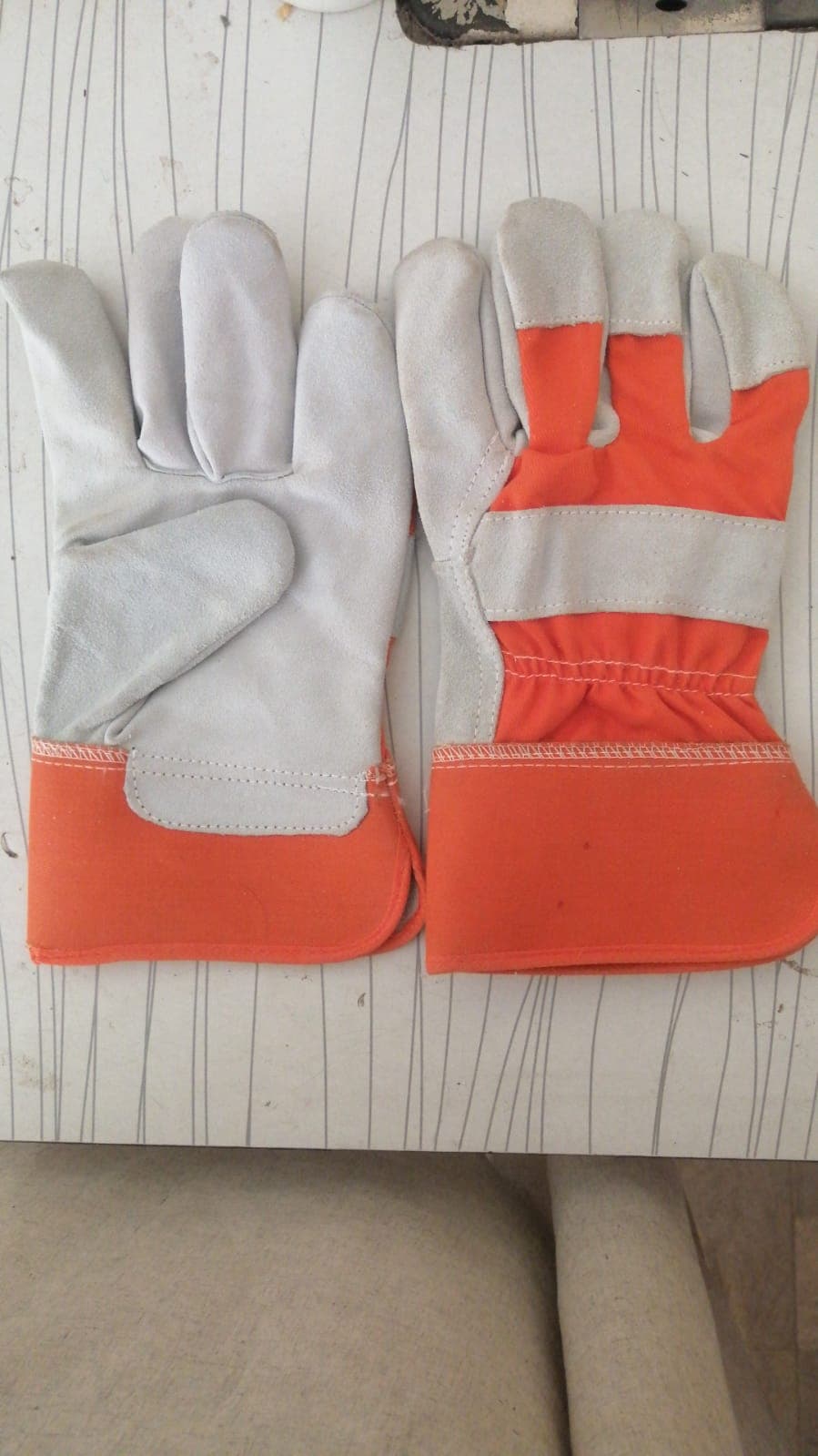 Premium Leather Gloves thumbnail 10