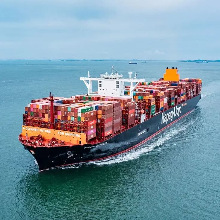 Vessel unloading containers